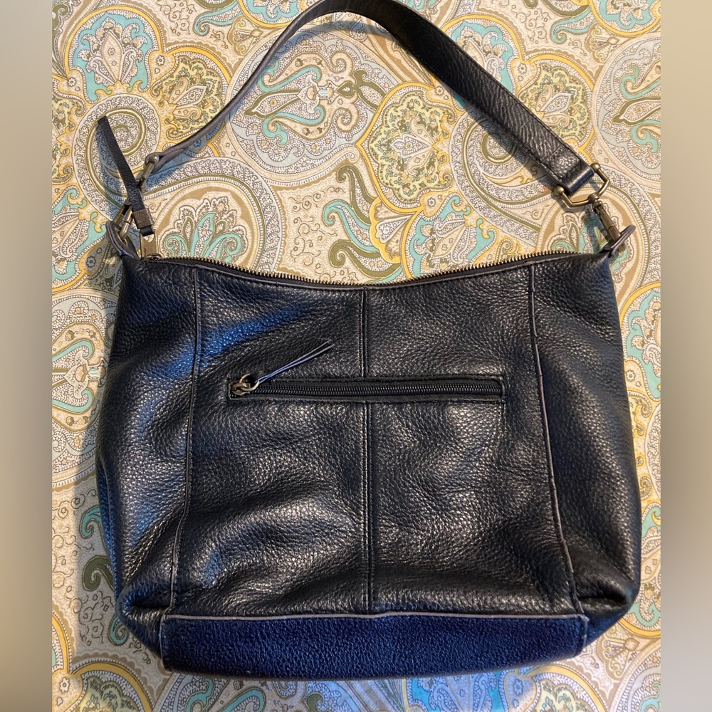 The Sak black leather bag EUC 14x9x4.